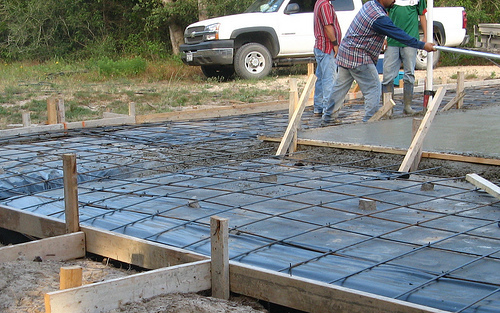 form to how up concrete steps