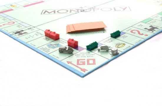 Monopoly Monopoly 550x358 Who Invented Monopoly?