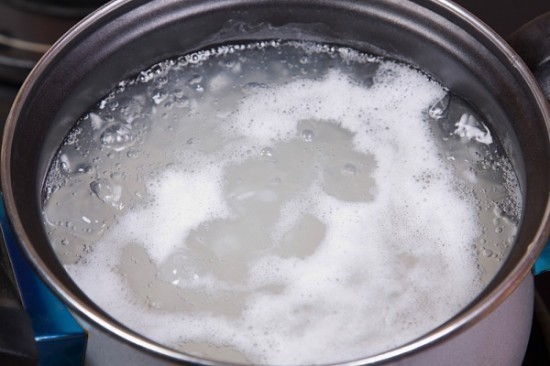 cook-rice cook rice 550x366 How to Cook Rice