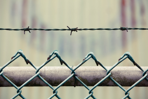 installing-chain-link-fence installing chain link fence How to Install a Chain Link Fence