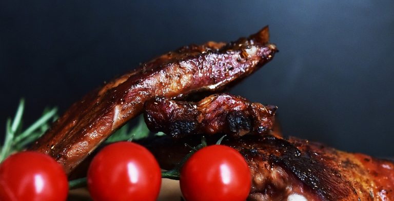 How to Cook Ribs in the Oven?