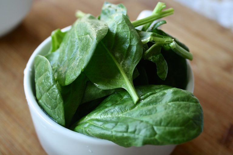 How to Cook Fresh Spinach
